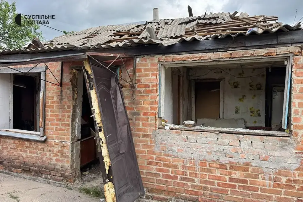 У Полтавській громаді після атаки дронів пошкоджені 14 будинків