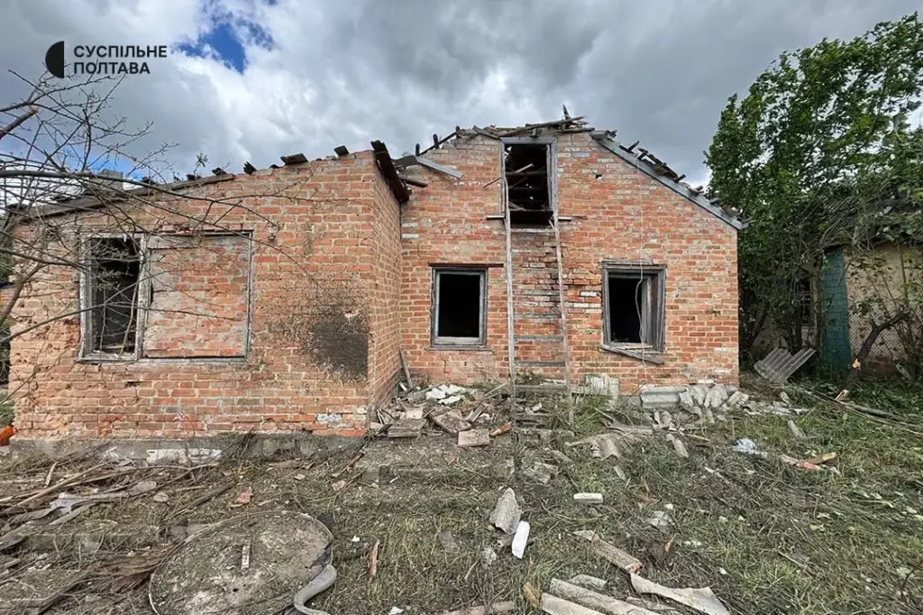 У Полтавській громаді після атаки дронів пошкоджені 14 будинків