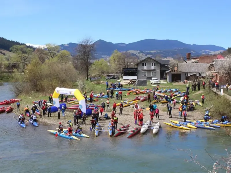 Туристи з Козельщини здобули «срібло» на чемпіонаті України з водного туризму