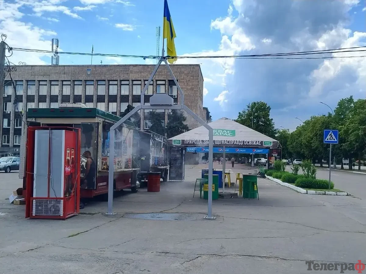 У центрі Кременчука знову працює охолоджувальна арка 