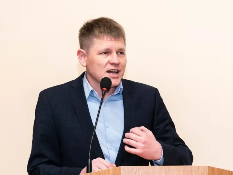 Депутата Полтавської міськради взяли під варту у справі про можливі хабарі від підрядників: що відомо