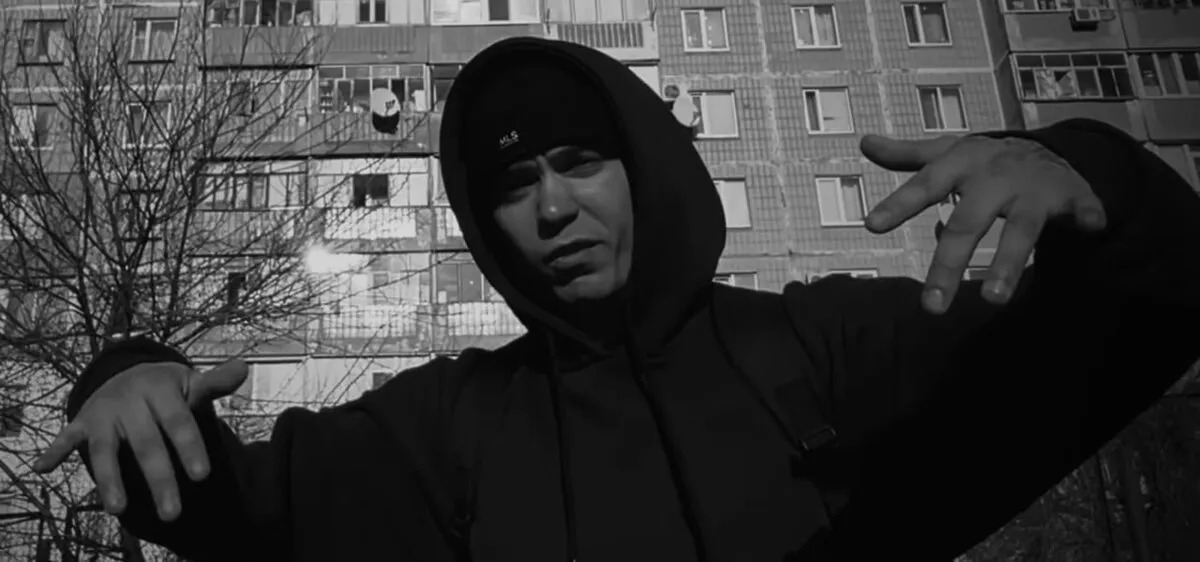 Кременчуцький репер видалив трек про ТЦК після конфлікту з Карасем <img src="https://www.telegraf.in.ua/wp-content/uploads/2026/03/video.svg" alt="" class="feed-icon" style="width: 20px; height: 20px; vertical-align: middle;" />