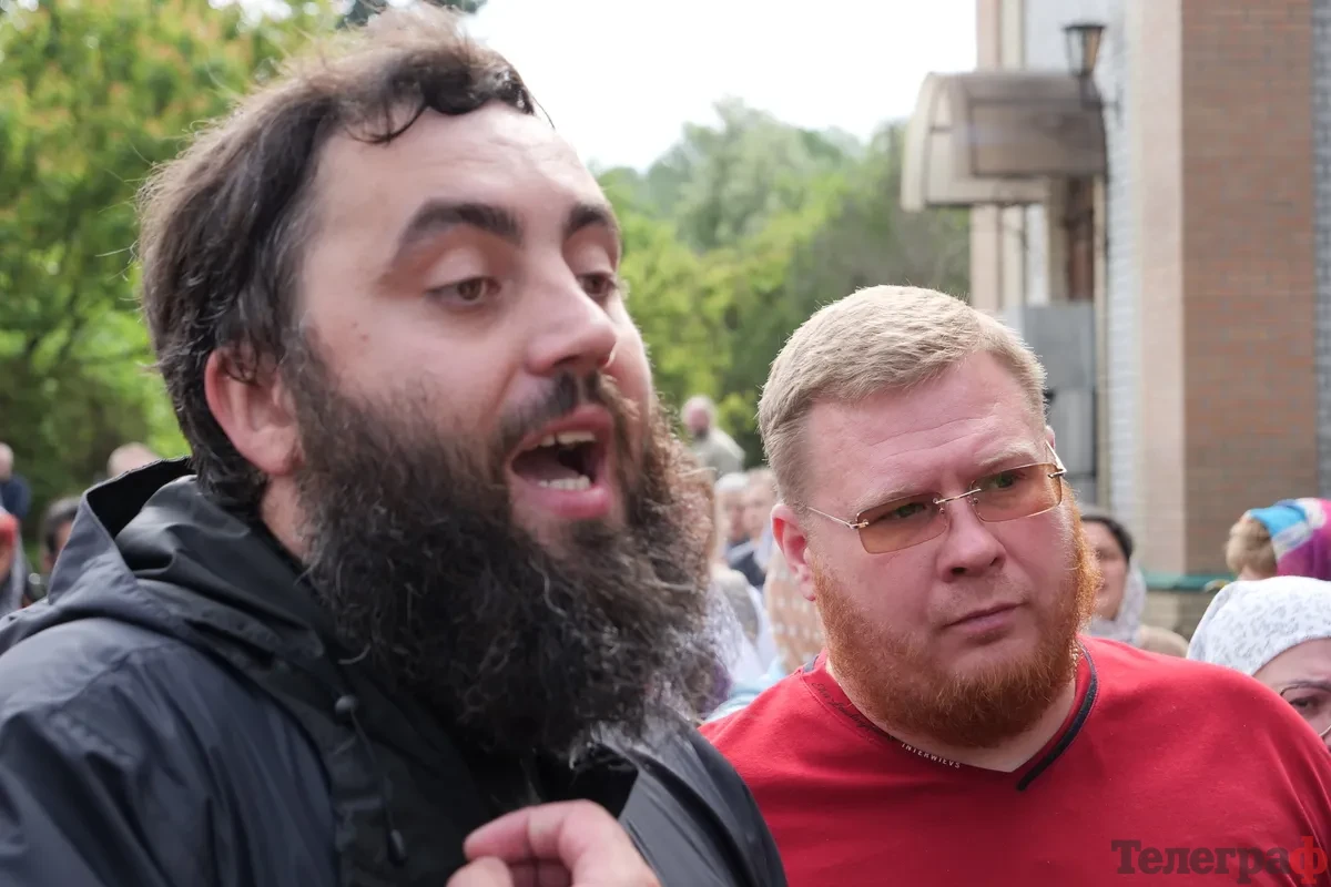 Представники ПЦУ увійшли до Свято-Троїцького храму в Кременчуці