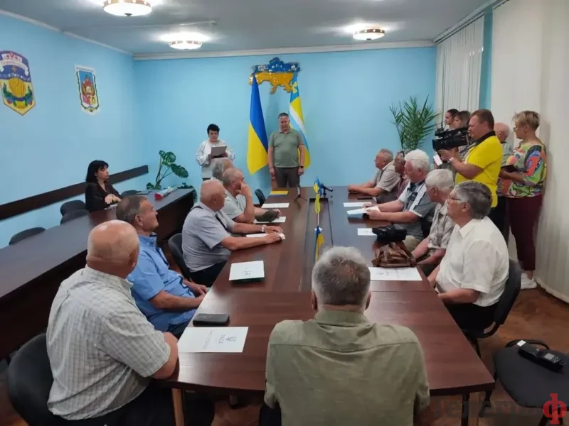 <span class="custom-bold">У Кременчуці 9 ліквідаторам аварії на Чорнобильській АЕС вручили листи-подяки спецкомісії Верховної Ради</span> <img src="https://www.telegraf.in.ua/wp-content/uploads/2026/03/gallery.svg" alt="" class="feed-icon" style="width: 20px; height: 20px; vertical-align: middle;" />