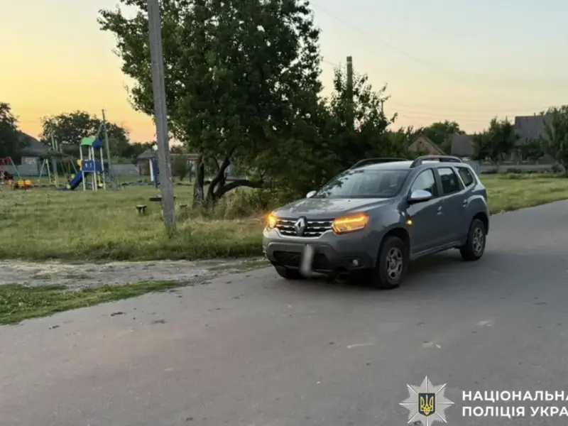 У Лохвиці автомобіль збив 8-річного велосипедиста: дитину госпіталізували