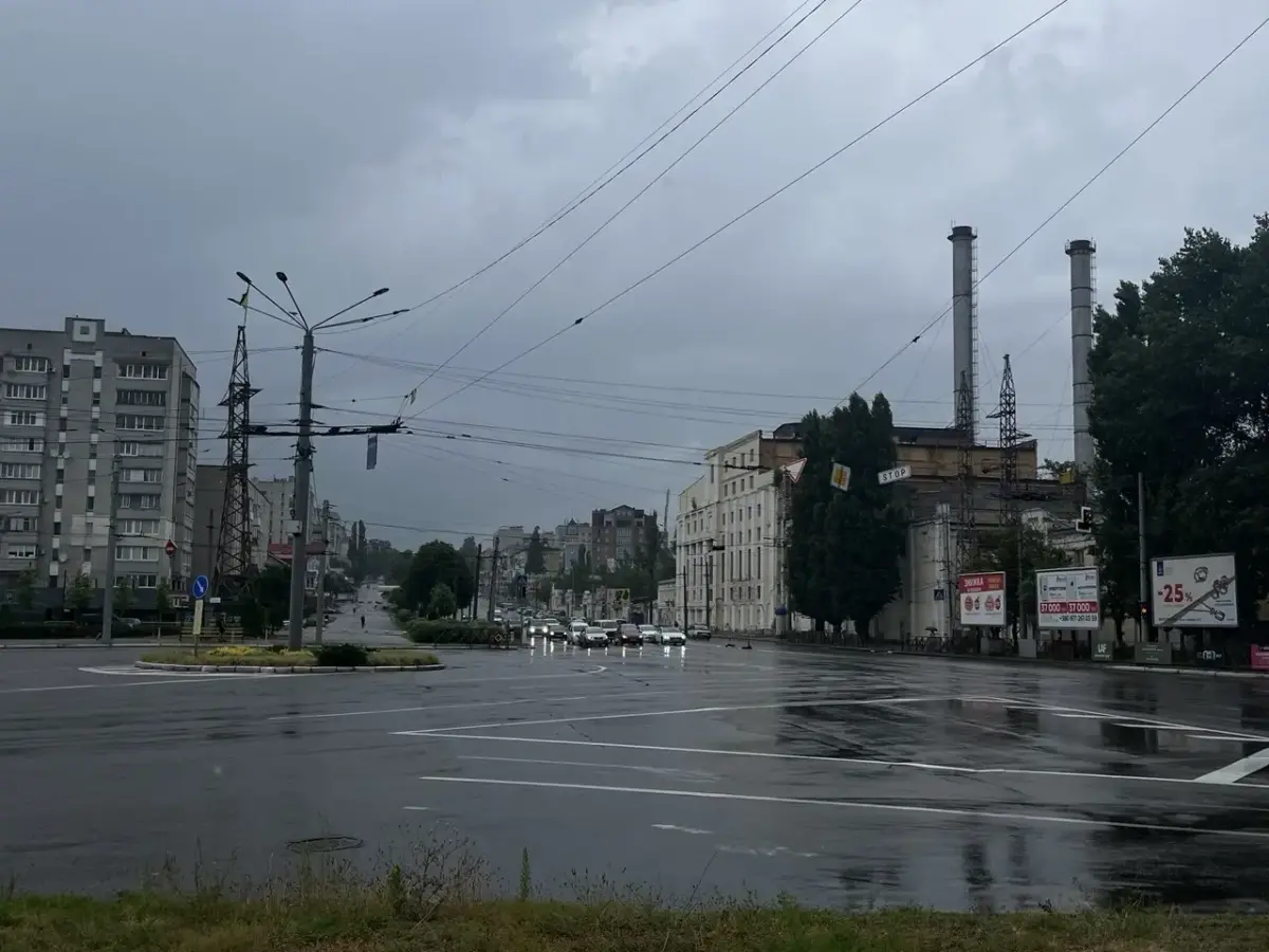 На Полтавщині оголосили жовтий рівень небезпеки через сильний дощ