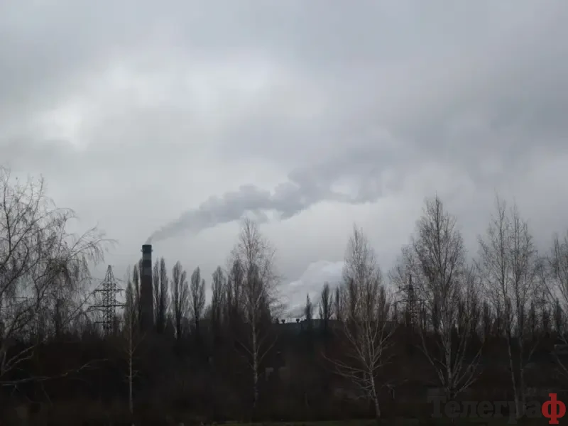 У Кременчуці весь тиждень фіксували перевищення формальдегіду в повітрі <img src="https://www.telegraf.in.ua/wp-content/uploads/2026/03/chart.svg" alt="" class="feed-icon" style="width: 20px; height: 20px; vertical-align: middle;" />