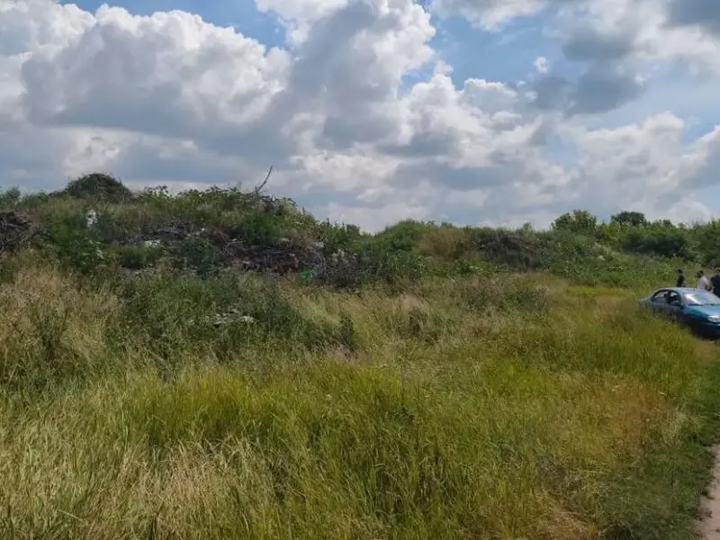 На Полтавщині перевіряють стихійні сміттєзвалища: робоча група ОВА побувала в Кобеляцькій громаді