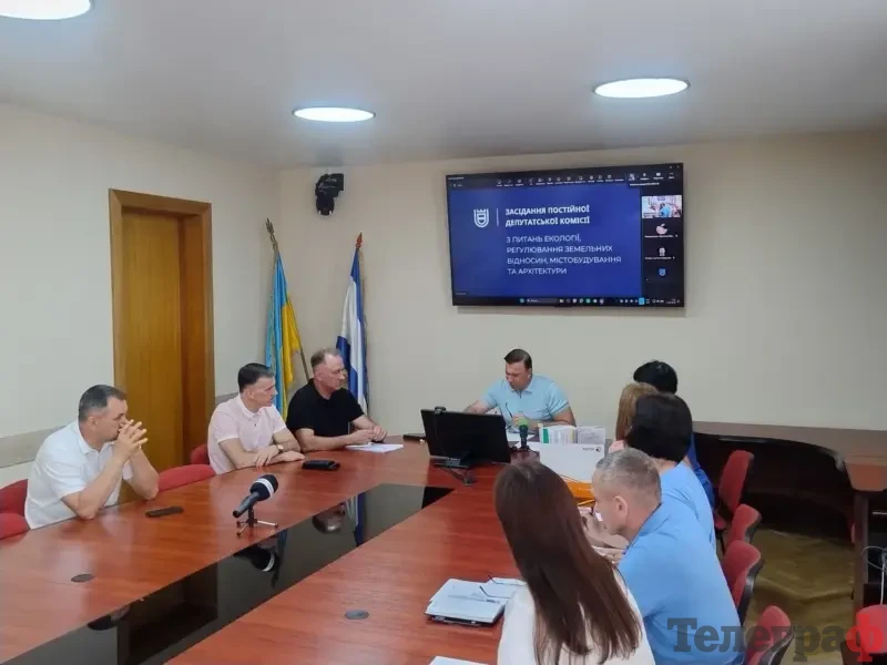 У Кременчуці хочуть повернути місту територію довгобуду в Озерному