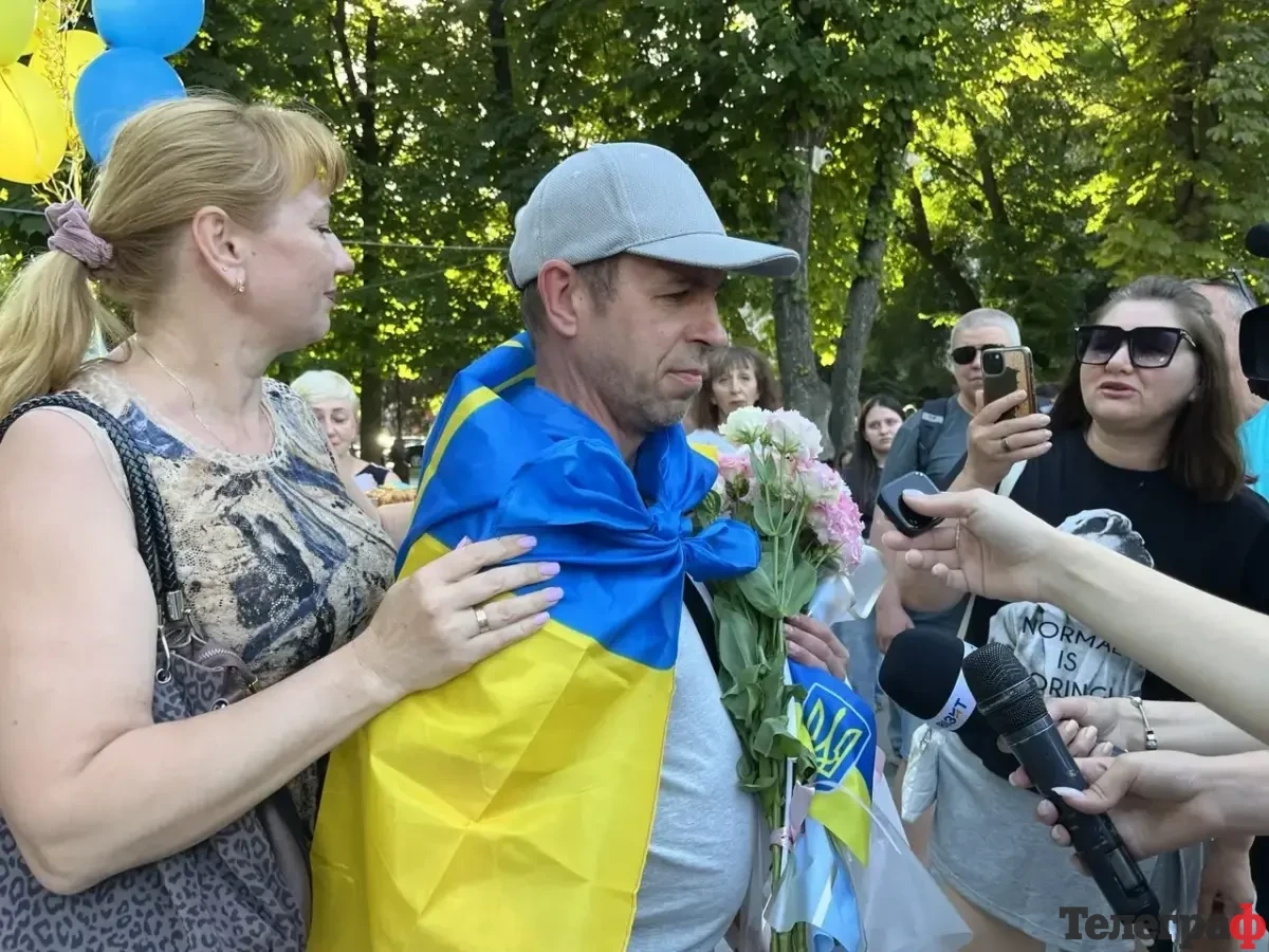 «Я щасливий»: у Кременчуці зустріли захисника Едуарда Оловянова, який повернувся з російського полону