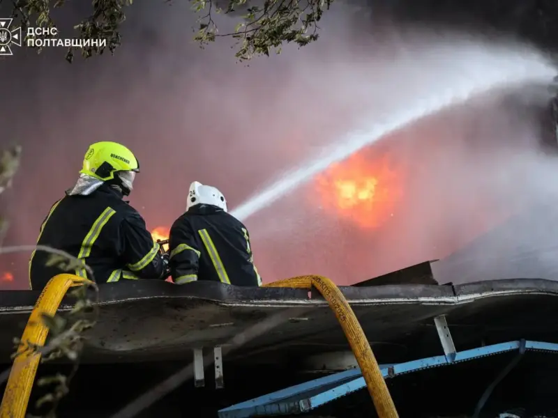 На Полтавщині впали уламки російського БпЛА: пошкоджена будівля підприємства