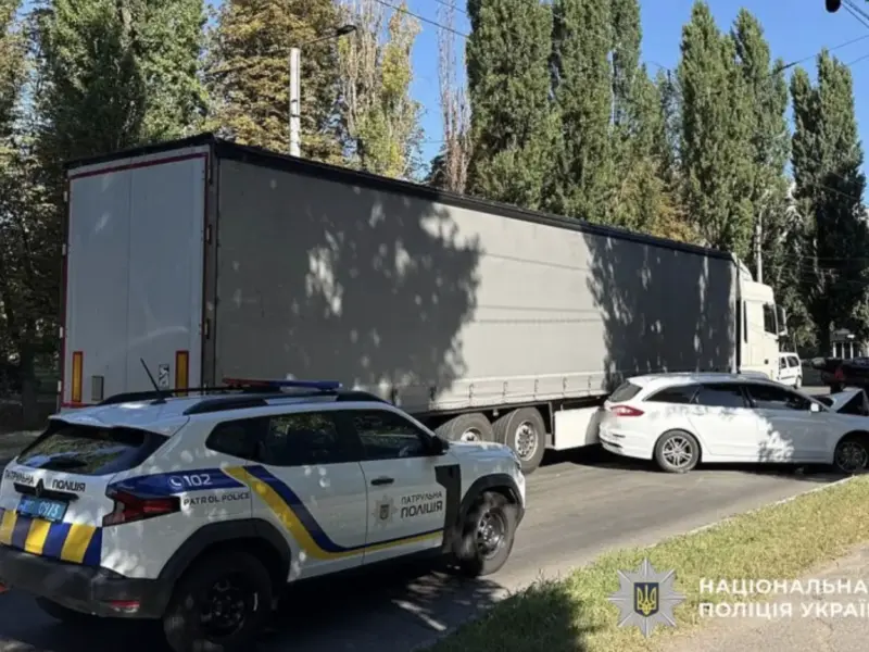 У Кременчуці в ДТП постраждав водій легковика