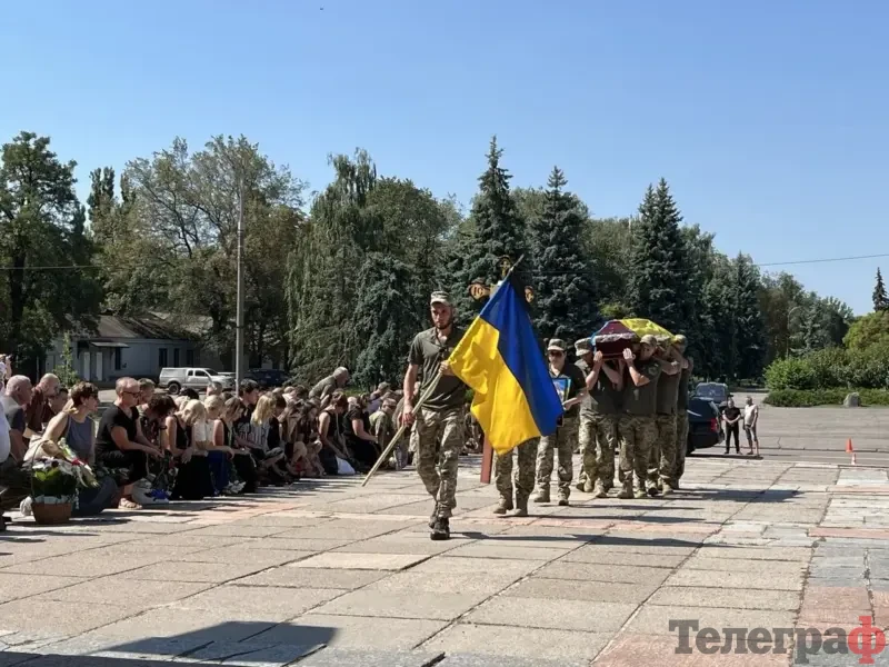 Завтра Євгену Панову мало виповнитися 50 років: у Кременчуці попрощалися із захисником