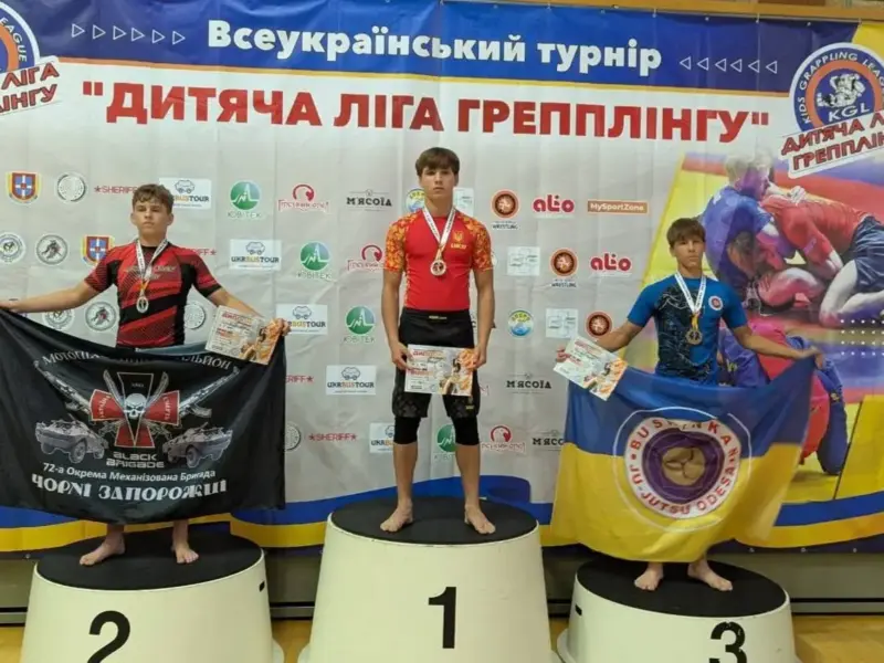 Ліцеїст із Кременчука здобув «золото» і «срібло» на Дитячій лізі грепплінгу