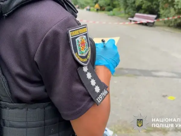 У Лубнах чоловік стріляв у поліціянтів: одного правоохоронця поранили