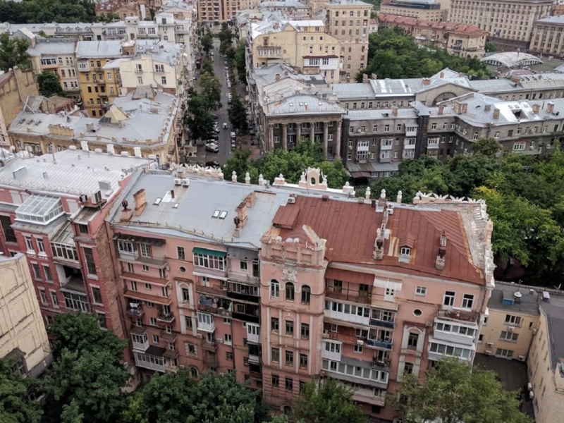Квартира у старому будинку Шевченківського району: що перевірити до рішення про купівлю <span class="spec-label">Реклама</span>