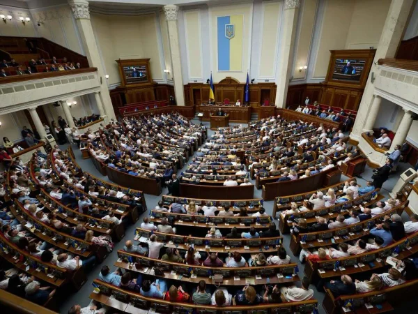 До 435 тисяч на місяць: скільки коштує бюджету робота одного нардепа