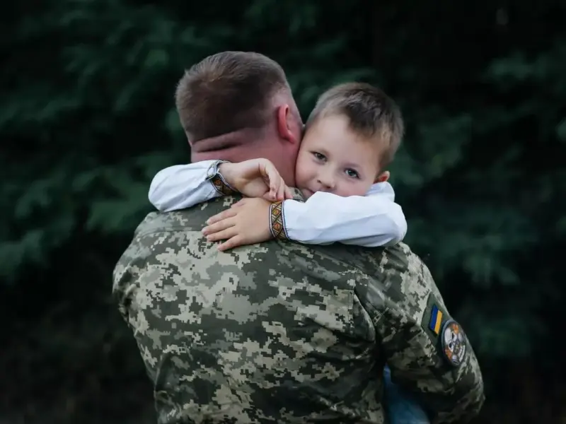 У Кременчуці діти загиблих, полонених і зниклих безвісти захисників можуть отримати по 10 тисяч гривень