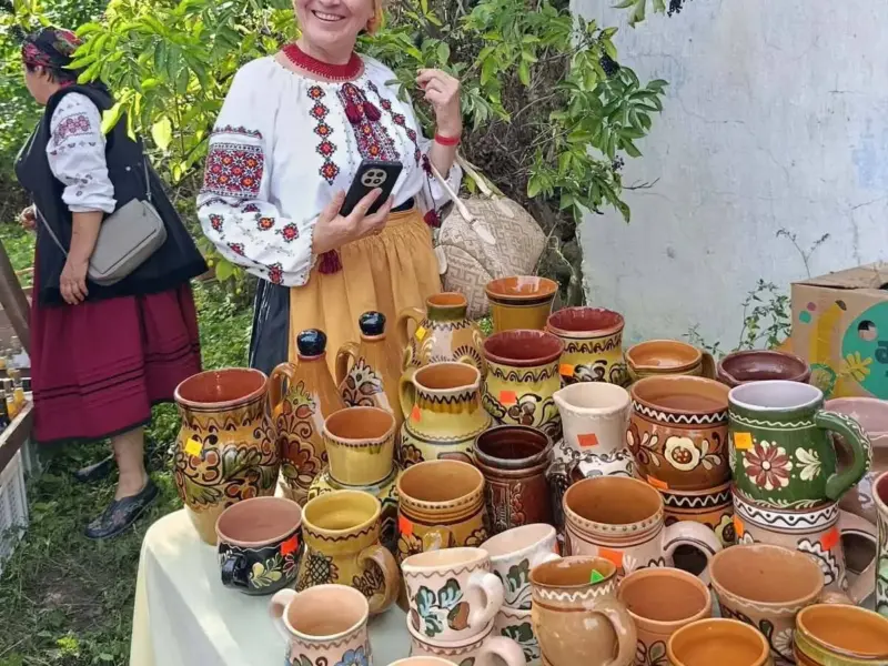 <span class="custom-bold">«Під дідовими липами»: кременчуківки досліджують пісенну спадщину Полтавщини</span> <img src="https://www.telegraf.in.ua/wp-content/uploads/2026/03/gallery.svg" alt="" class="feed-icon" style="width: 20px; height: 20px; vertical-align: middle;" />