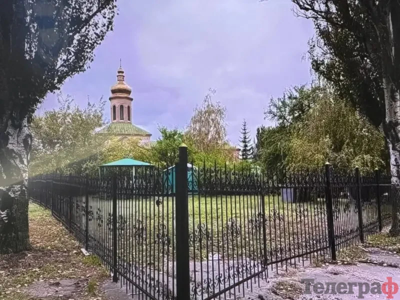 У Кременчуці змінять межі землі біля Свято-Троїцької церкви після демонтажу пам’ятника
