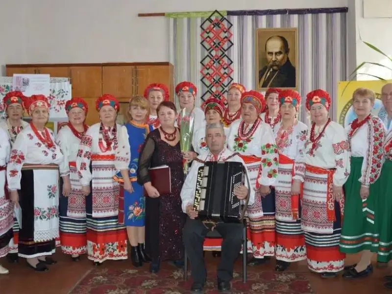 «Ми йдемо сюди, як додому»: кременчуцька «Берегиня» об’єднала жінок, для яких українська пісня стала долею <img src="https://www.telegraf.in.ua/wp-content/uploads/2026/03/gallery.svg" alt="" class="feed-icon" style="width: 20px; height: 20px; vertical-align: middle;" /> <img src="https://www.telegraf.in.ua/wp-content/uploads/2026/03/video.svg" alt="" class="feed-icon" style="width: 20px; height: 20px; vertical-align: middle;" />