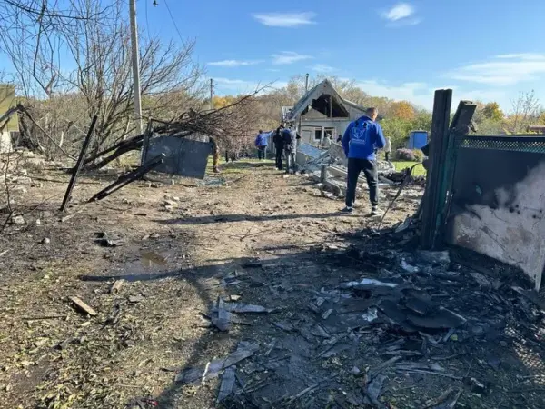 Близько десяти домоволодінь пошкоджені через атаку на Омельницьку громаду: деякі згоріли вщент
