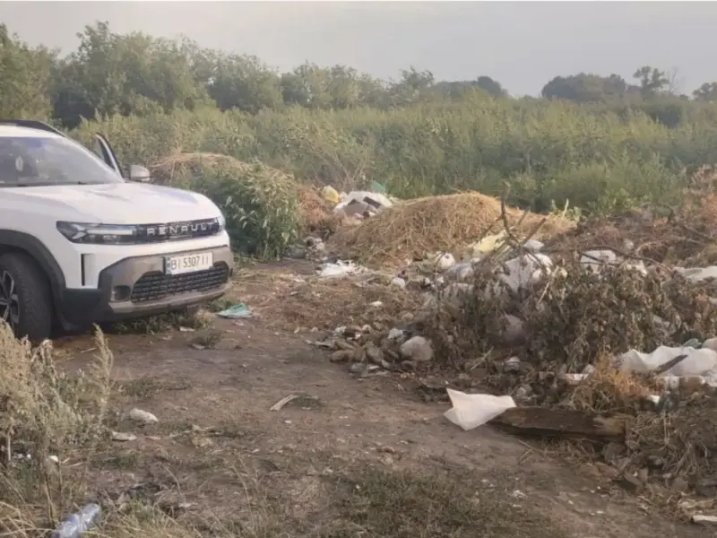 Поблизу села Рокити на Кременчуччині прибрали сміттєзвалище площею 120 м²