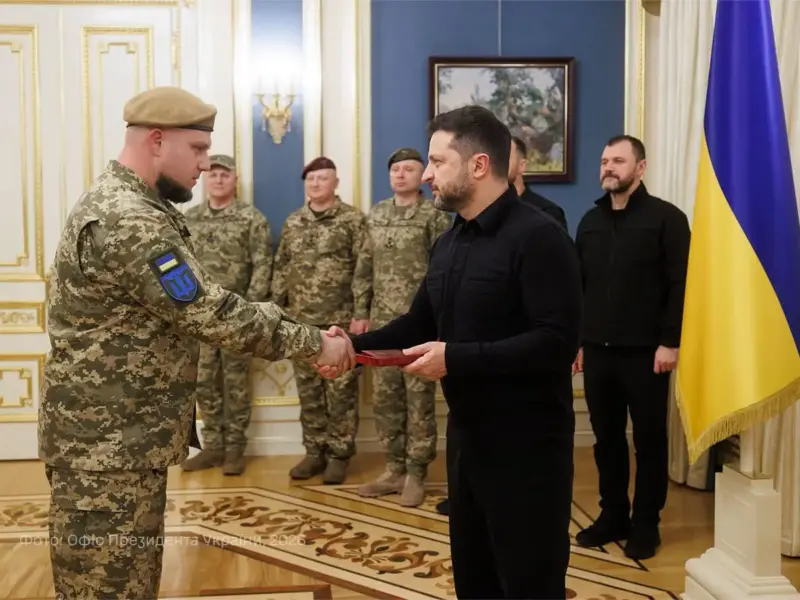Відбив штурм та евакуював дев’ятьох військових: захисника з Полтавщини нагородили орденом