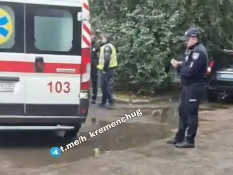 У Кременчуці водій намагався втекти від патрульних, після інциденту його госпіталізували