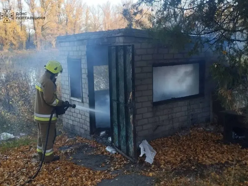 За вихідні на Кременчуччині сталися чотири пожежі: горіли будинки, лазня та госпспоруда