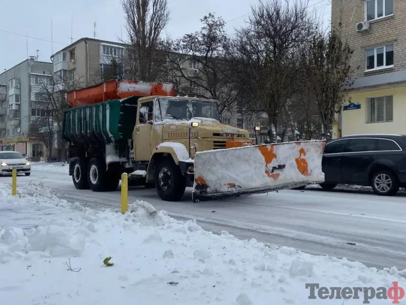 <span class="custom-bold">На дороги Полтавщини взимку планують залучити понад 360 одиниць техніки: чи готові до снігу</span>