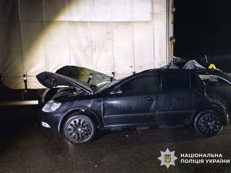 Поблизу Полтави Skoda зіткнулася з вантажівкою: загинула пасажирка